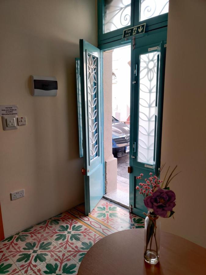 Ellas Place 타르신 외부 사진